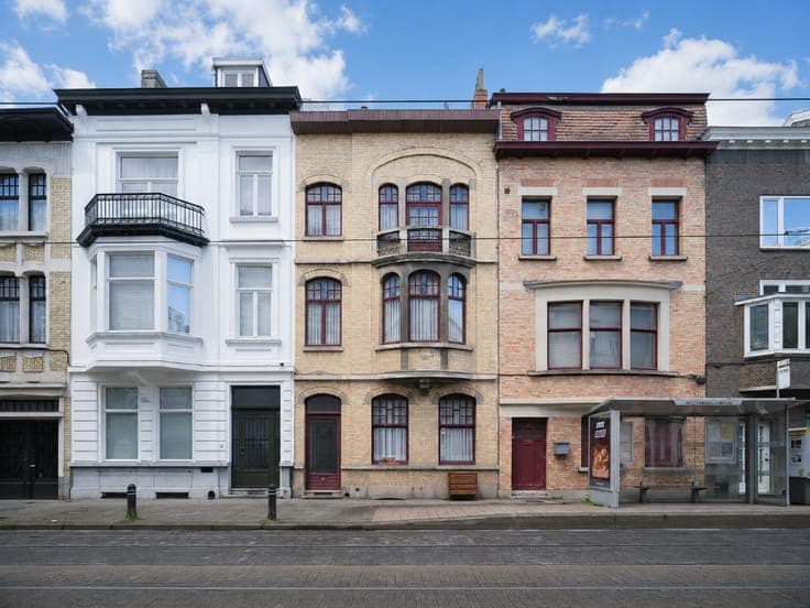 Characterful interwar residence with an exceptional city ...