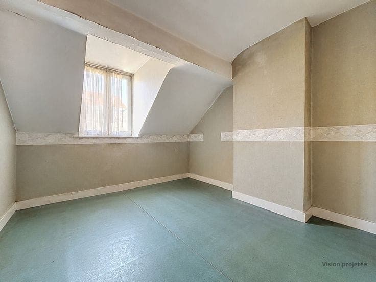 Property with 2 officially recognised units