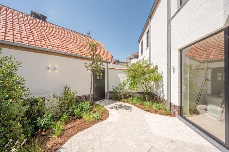Pretty newly built townhouse in charming Old Town Knokke