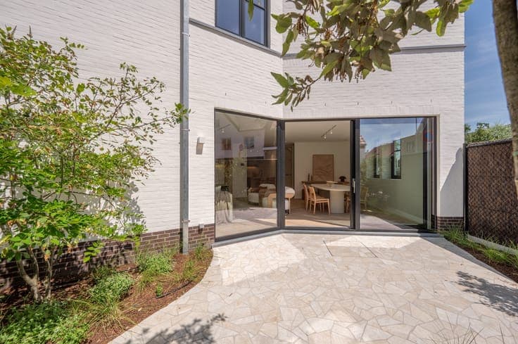 Pretty newly built townhouse in charming Old Town Knokke