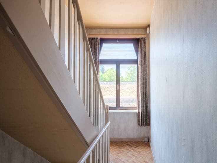 Renovation Property with Great Potential and a Characterf...