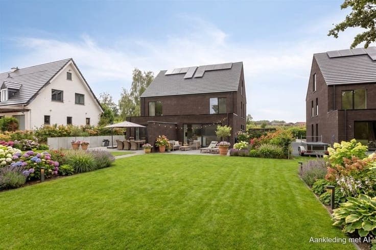 Zeer ruime nieuwbouwwoning in het groene en pittoreske Loksb