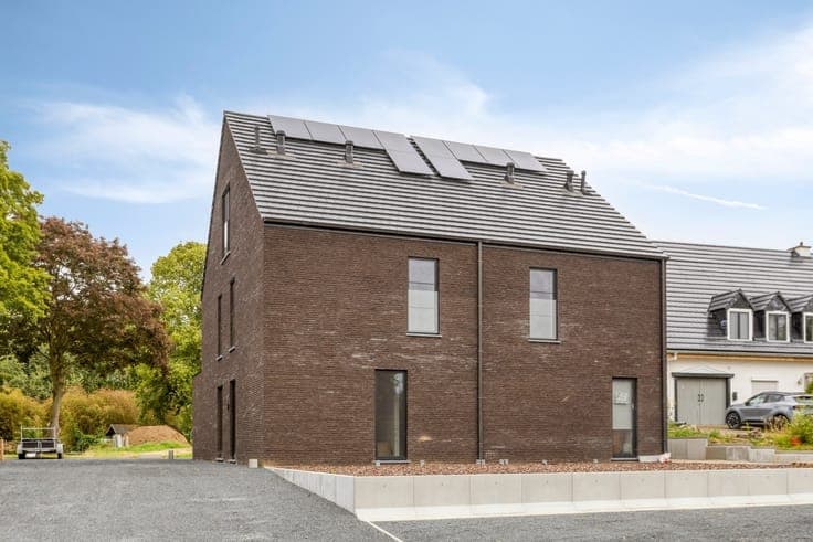 Zeer ruime nieuwbouwwoning in het groene en pittoreske Loksb