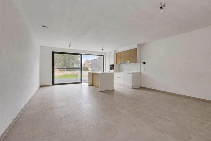 Zeer ruime nieuwbouwwoning in het groene en pittoreske Loksb