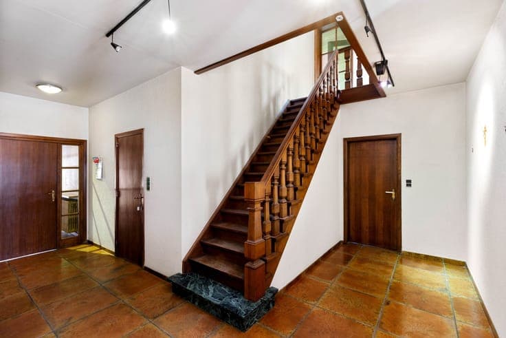 Ruime gezinswoning met 6 slaapkamers
