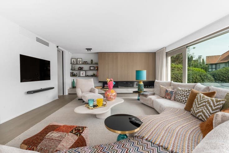 Architect-designed villa Kieckens Britspad south-facing