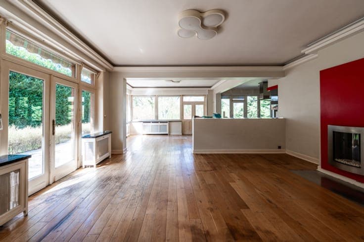 Kraainem - Bright villa on a beautiful 16-are plot