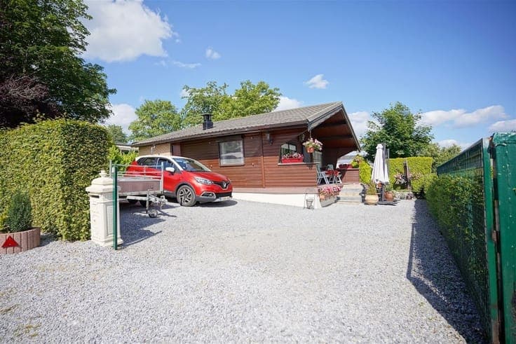 CHARMANT CHALET 2 CHAMBRES – LACS DE L’EAU D’HEURE