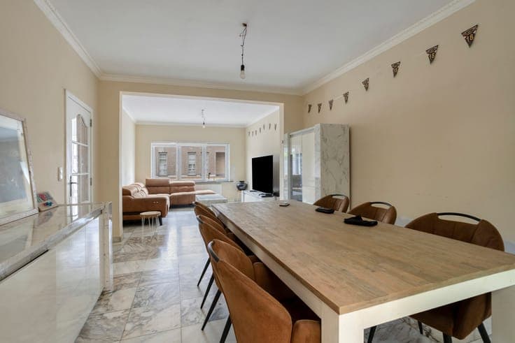 Spacious 4-bedroom home with renovation potential