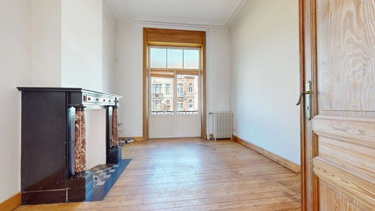 BRUSSELS HOUSE , 272 M2, WITH GARDEN AND TERRACE