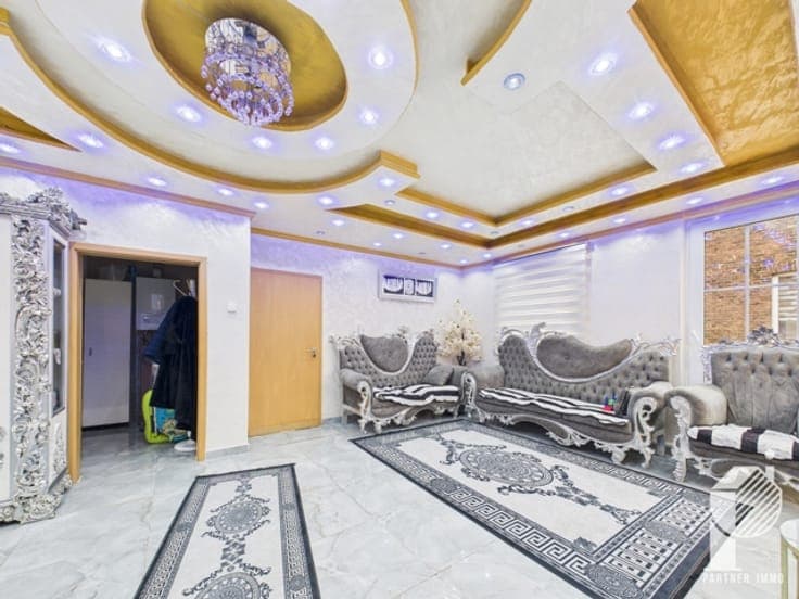 LOT of 2 houses for sale.