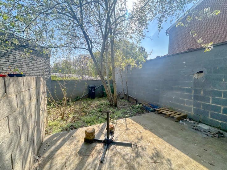 Renovated 3-bedroom house with garden