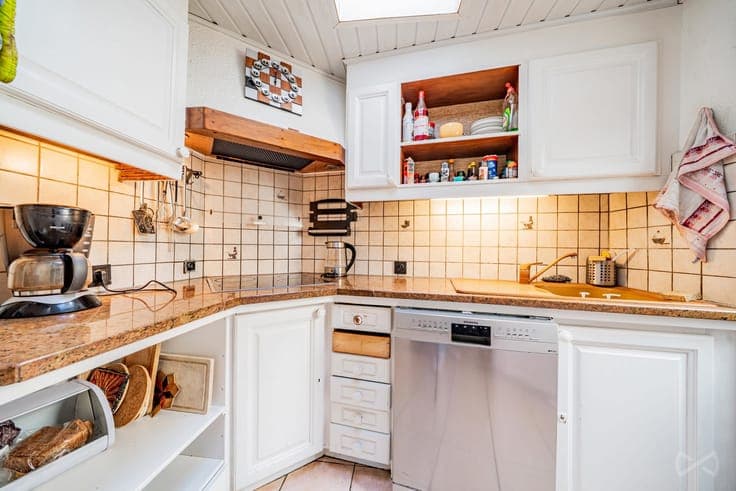 FOR SALE HOUSE 3 bdr with garage and garden–Evere/Schaerbeek