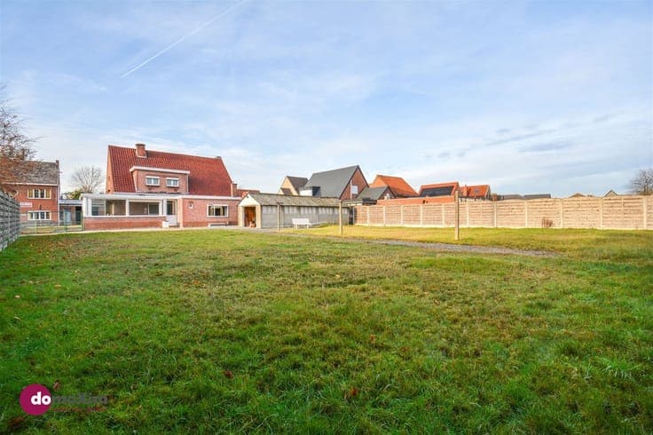 Charming, well located house with lots of potential in Boort