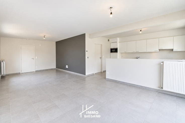 Halfopen nieuwbouwwoning te koop in rustige woonwijk met ...
