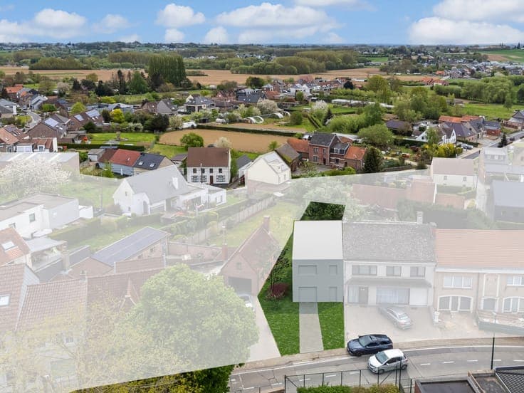 Building land for semi-detached development in Roosdaal