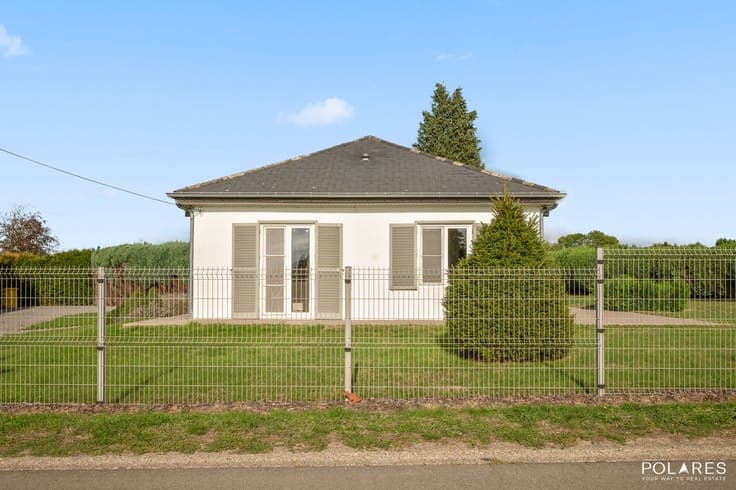 Fantastically situated detached bungalow