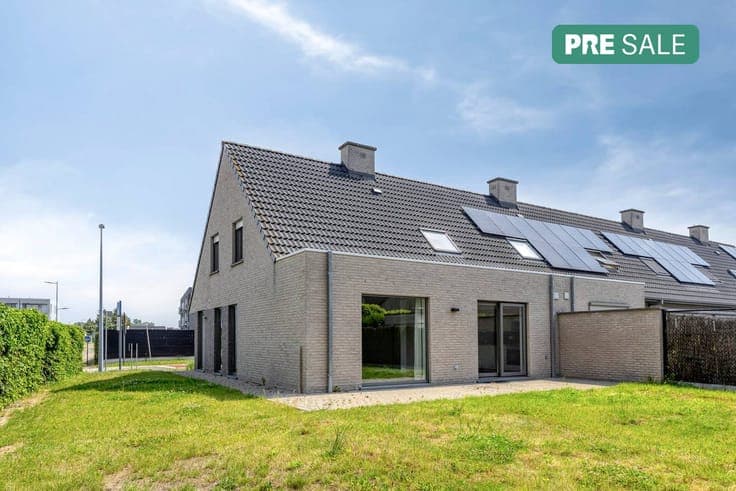 Bright 3-bedroom family home for sale in Kuurne!