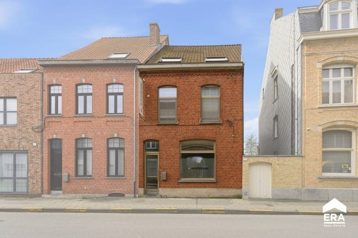 Spacious semi-detached house in Poperinge