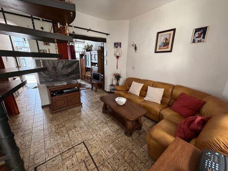 Herve : maison 4 chambres à rafraîchir avec jardin