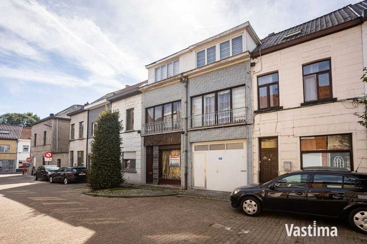 Gezinswoning met loods in Aalst – perfect voor wonen én w...