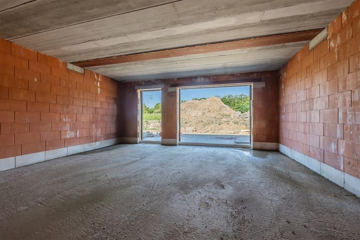 Contemporary house to customize – closed structural work