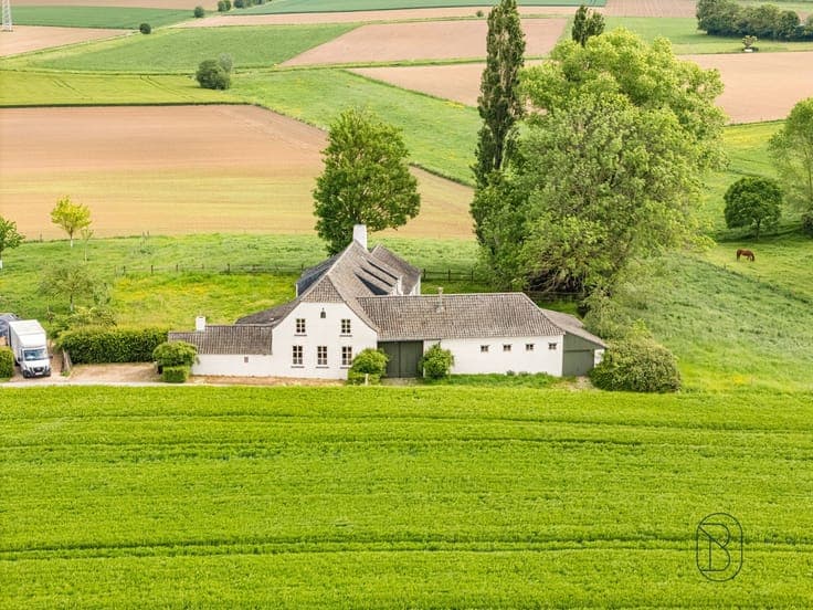 Charmant landhuis op 5.500m² met uniek zicht!