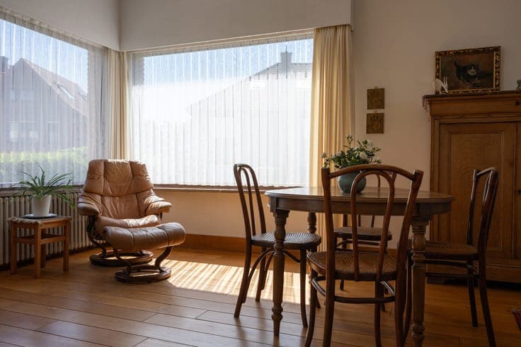 An authentic modernist house with an exceptional garden