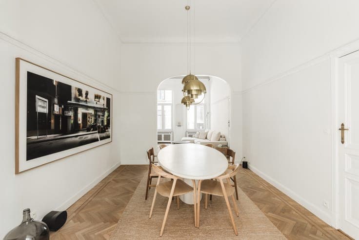 An elegant townhouse with a delightful city garden in 't Zui