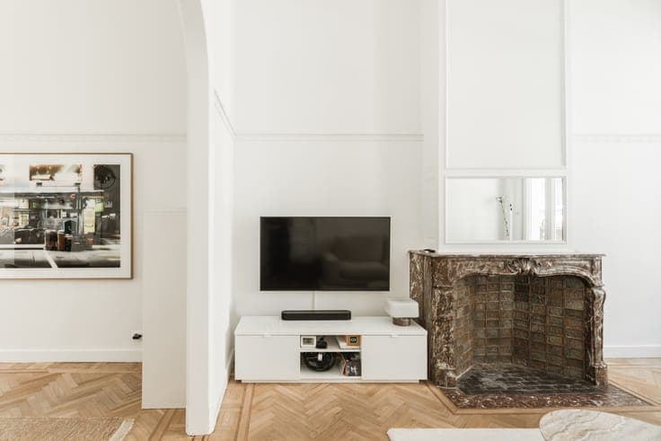 An elegant townhouse with a delightful city garden in 't Zui