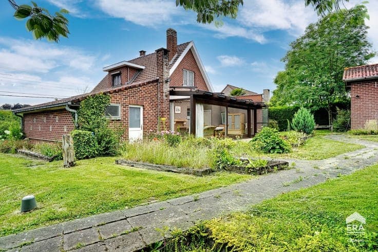 CHARMING VILLA IN BAULERS!