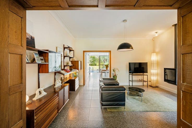 Characterful villa with iconic Cubex kitchen