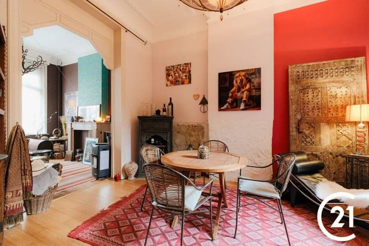 Maison de maître au charme envoûtant et jardin secret