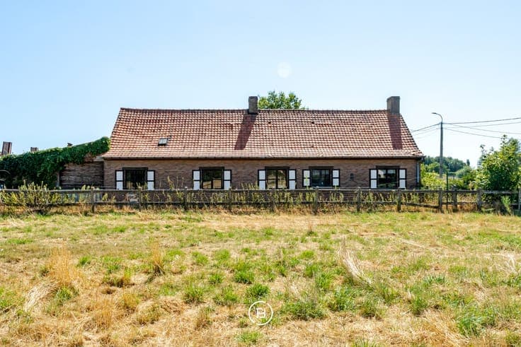Exclusive rural living opportunity near Waregem