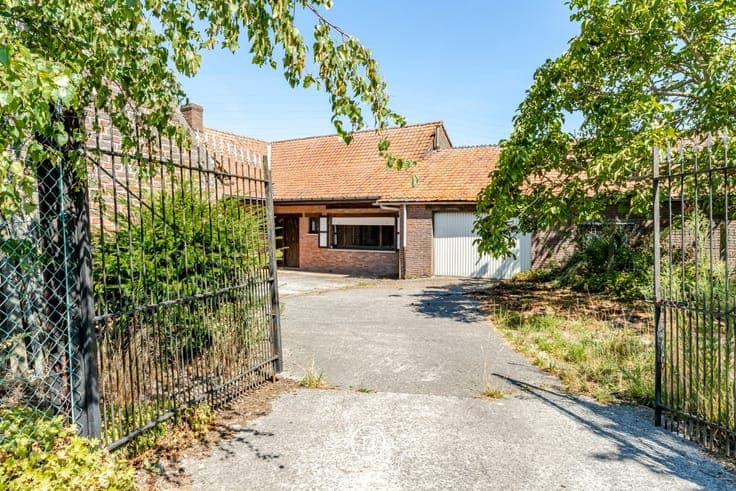 Exclusive rural living opportunity near Waregem