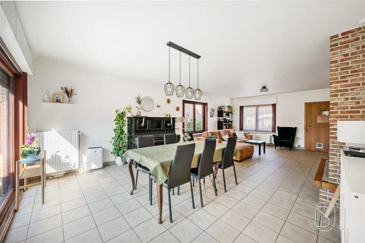 Move-in-ready 2-bedroom home in Wachtebeke