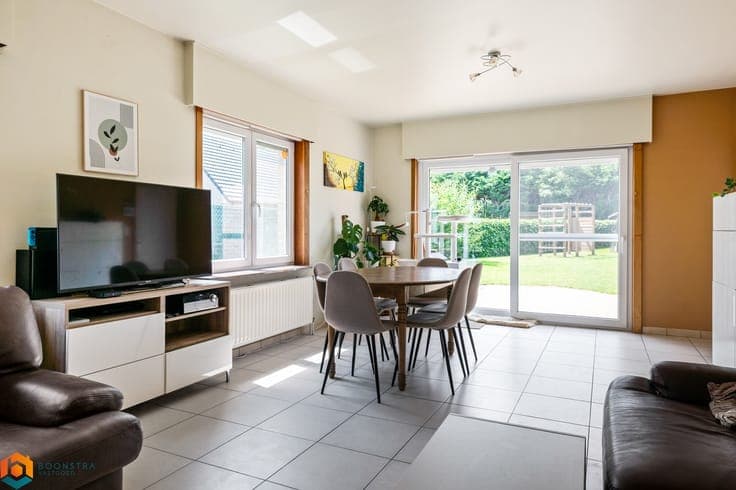 Instapklare woning met 4 slpkrs en leuke tuin te Schiplaken