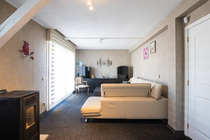 Spacious family home, with the option of a granny flat