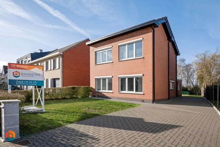 Gerenoveerde woning met 3 slpkrs te Putte