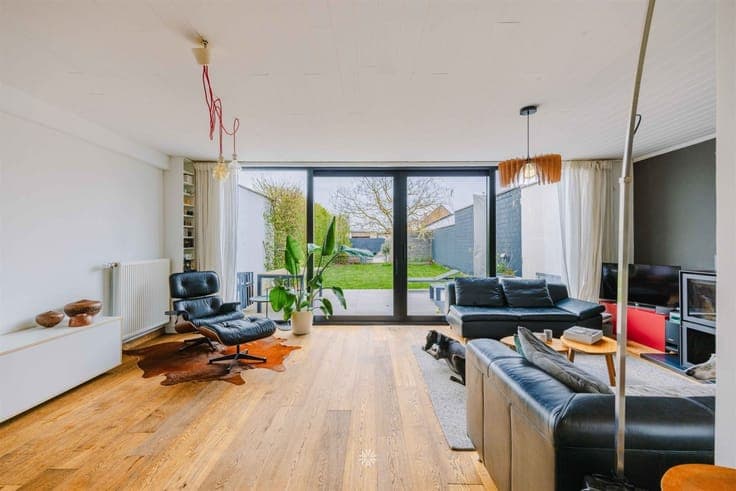 Instapklare gezinswoning met tuin, garage en uitbreidingspot