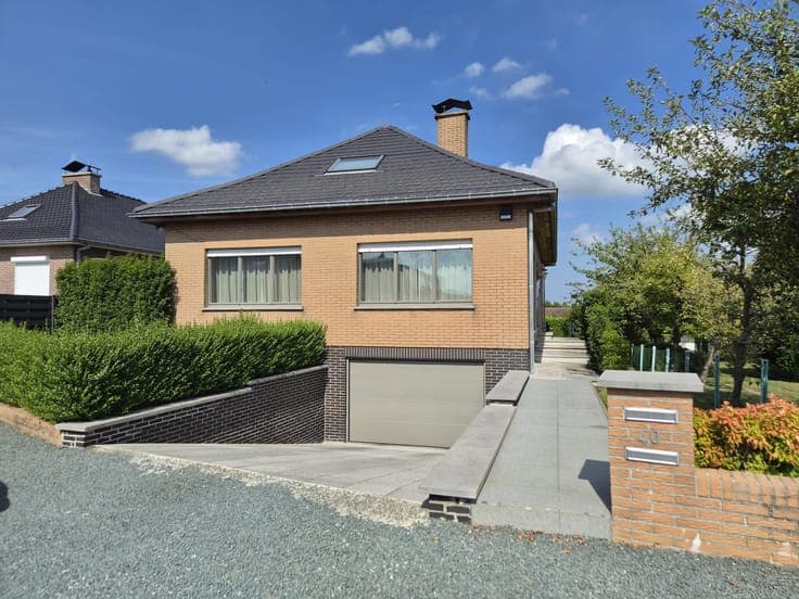 Charming house with 3 bedrooms in Relegem