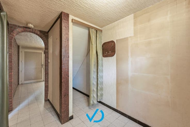 Ruime gezinswoning met garage en tuin nabij het centrum v...