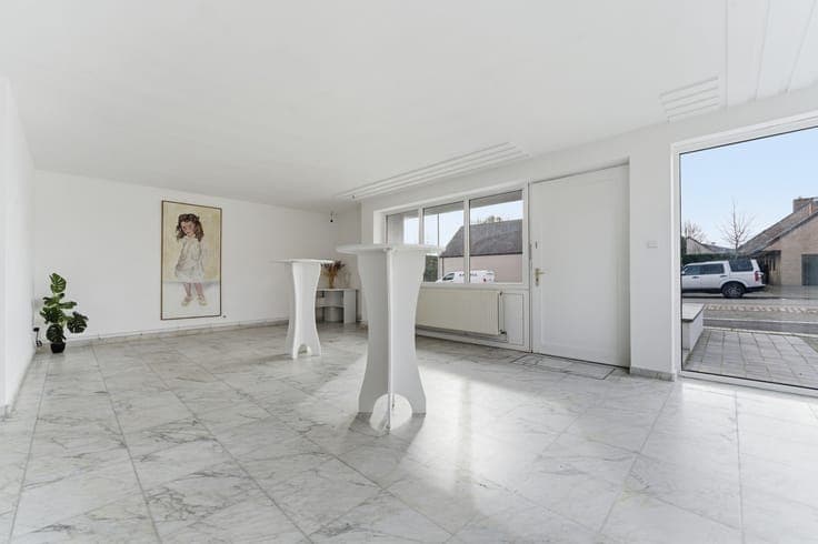 Karaktervolle woning met praktijk- of handelsruimte op to...