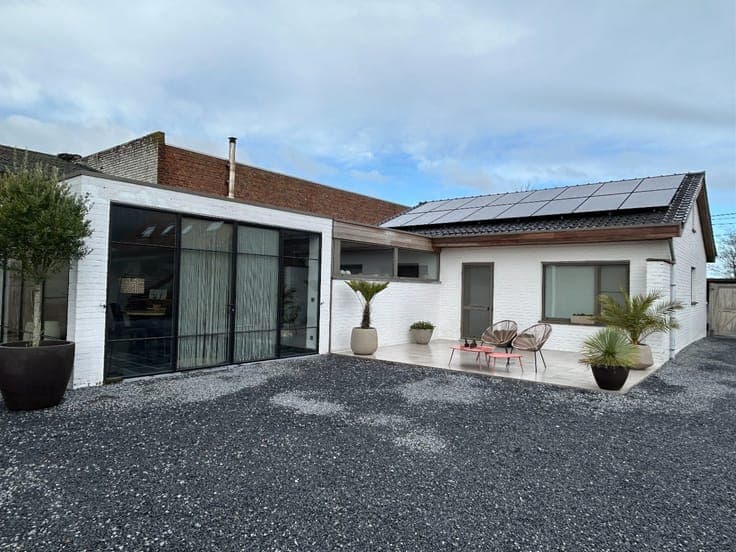 House in Oeselgem