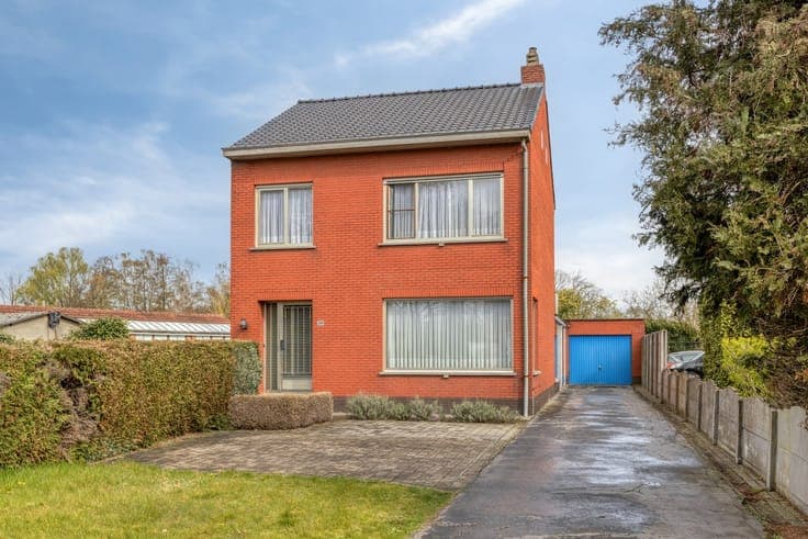 HOB met 2/3 slpks, garage en ruime kelder!