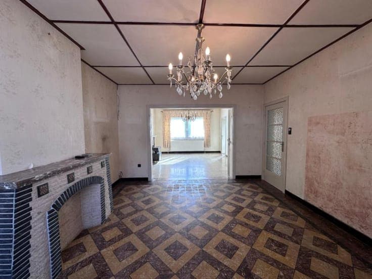 House in Engis