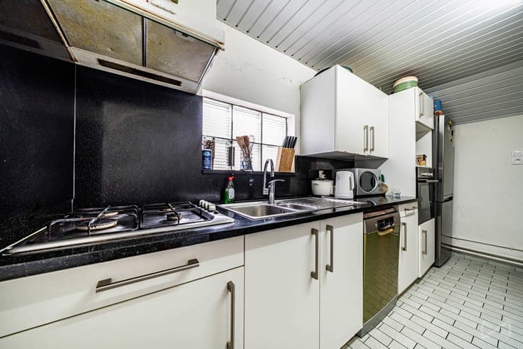 Immeuble avec rentabilité NET 4,10% et potentiel promotion