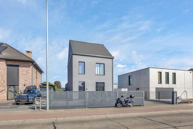 House in Ninove