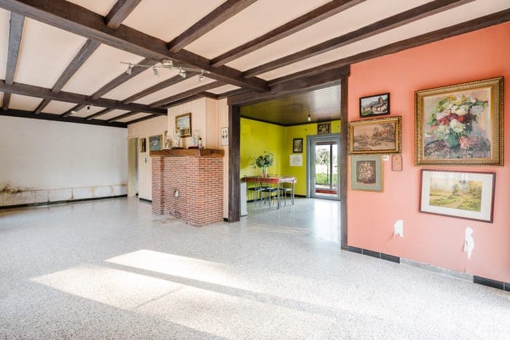 Renovated house with stunning views over agricultural area.