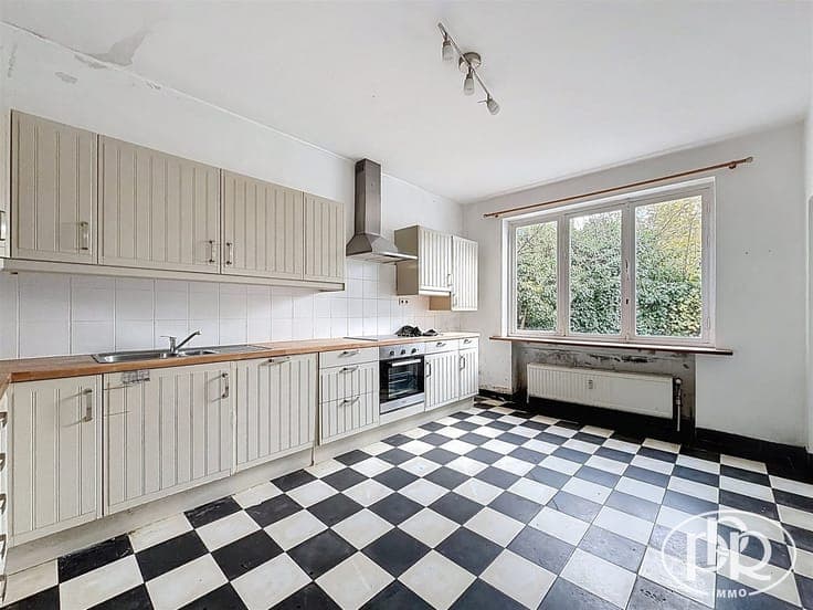 Charming 3 bedroom house with large garden in Bierge